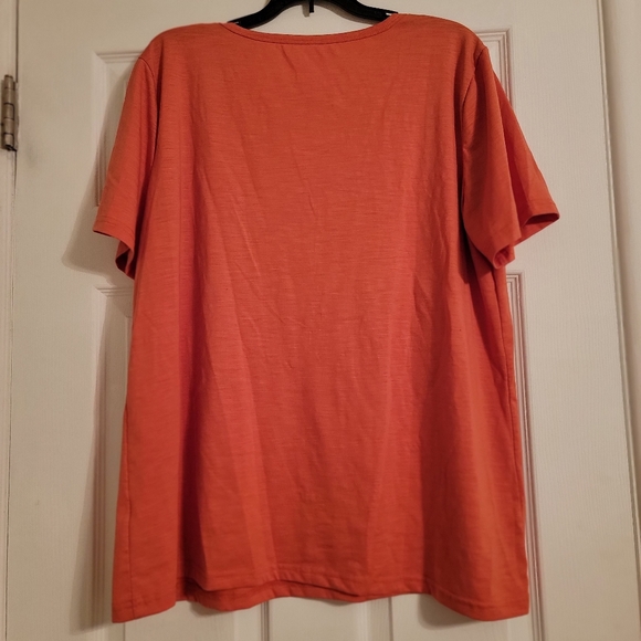 Leopard Sunflower Top - Picture 4 of 5